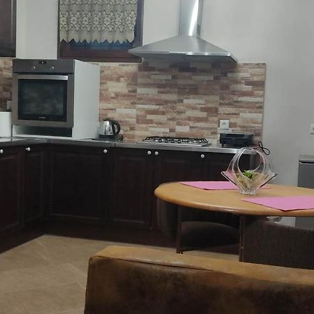 Maison Du Bonheur Калампака Екстериор снимка